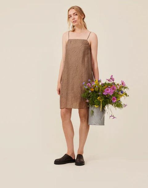 Modstrom Idris Dress Bruin Dames